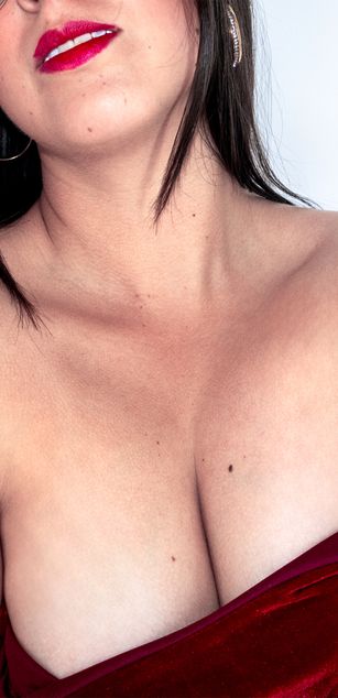 Model - Olivia Falcon roleplay