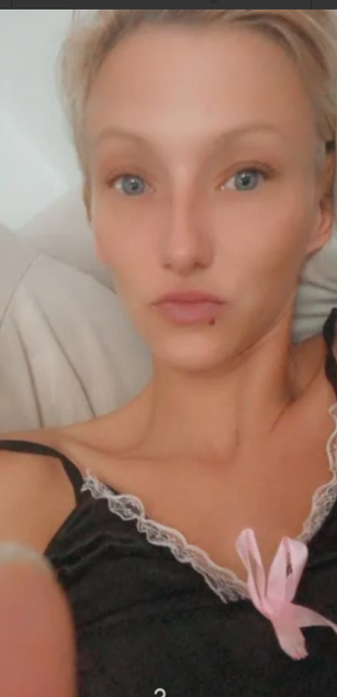 Model - Mistressmilly32 fetish