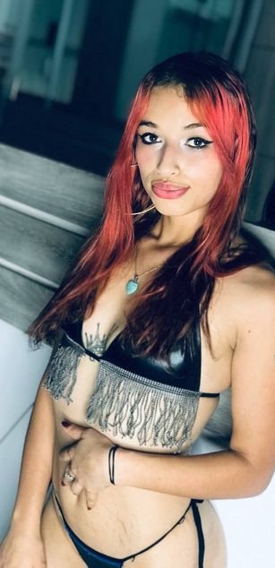 Model - Karla Kasey latina