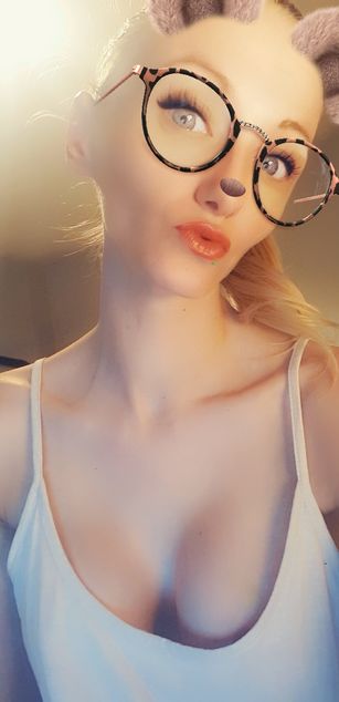 Model - Mistressmilly32 fetish