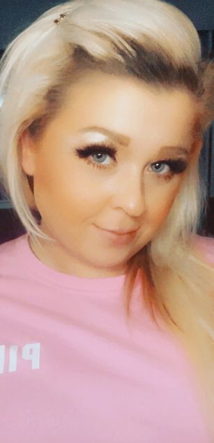 Model - Amber Spanxxx ass