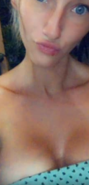 Model - Mistressmilly32 fetish