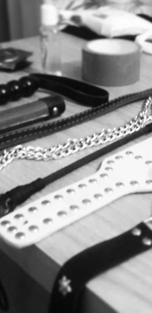 Model - Maya Mistress dominatrix