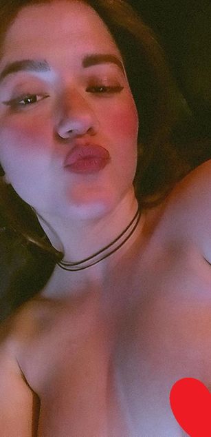 Model - rukkia deepthroat