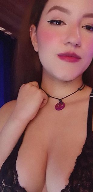 Model - rukkia deepthroat