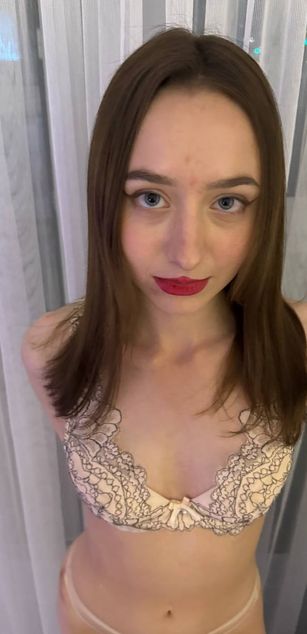 Model - EvaLoon roleplay