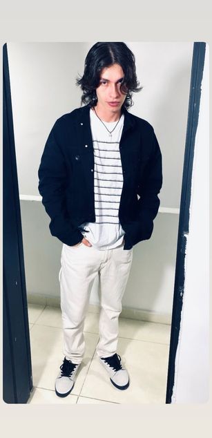 Model - Demitrius77 bigcock