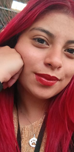 Model - agatha bigboobs