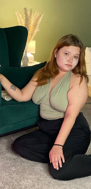 Model - Melanie_Batler dirtytalk