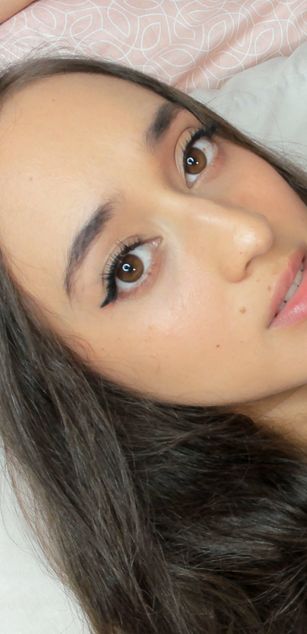 Model - Sylvie Gomez deepthroat