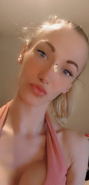 Model - Mistressmilly32 fetish