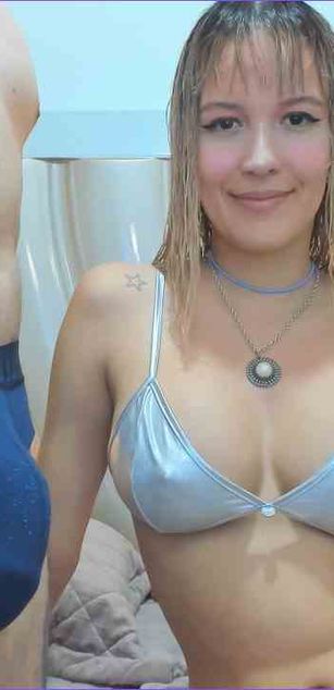 Model - Gabrielle cum