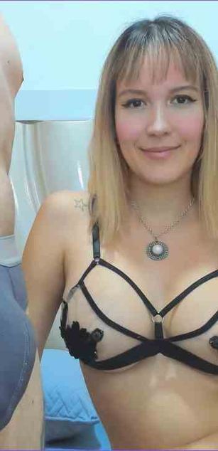 Model - Gabrielle cum