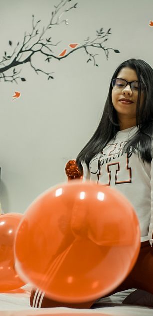 Model - Vahiolet_smith ass