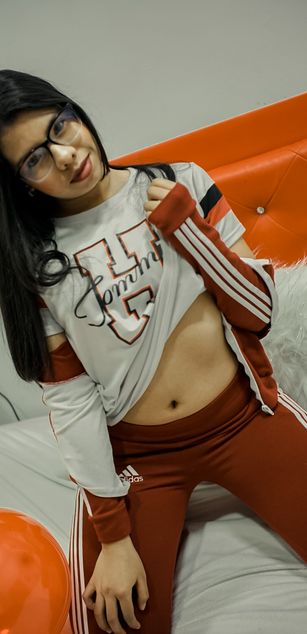 Model - Vahiolet_smith ass