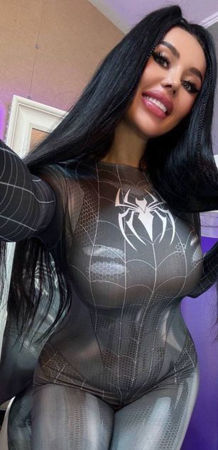 Model - kimberry bigtits