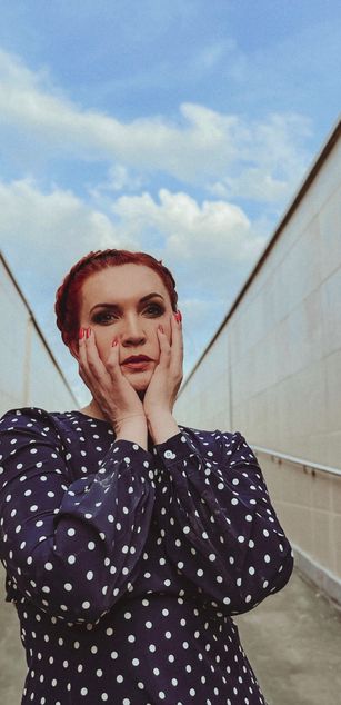 Model - Karolina Bella heels