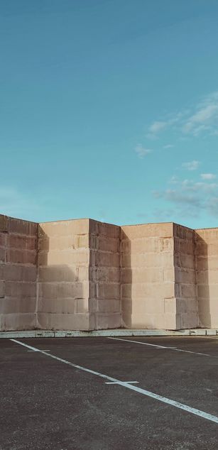 Model - Karolina Bella heels