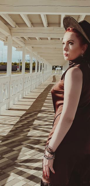 Model - Karolina Bella heels