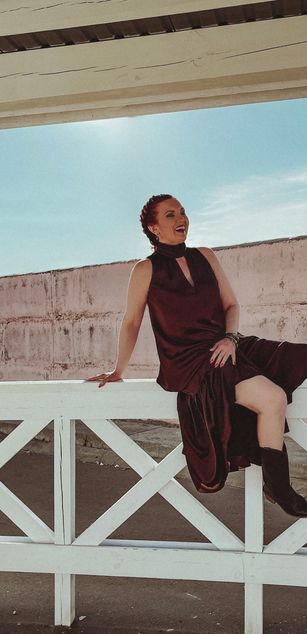 Model - Karolina Bella heels