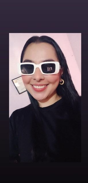 Model - Iris Moira blowjob