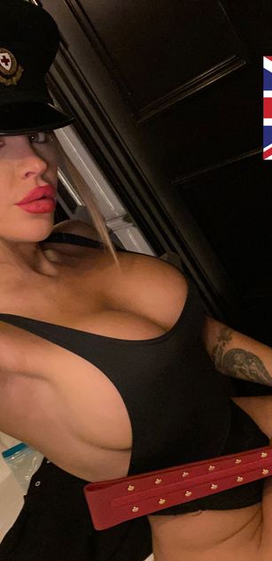 Model - Goddess FreyaFatale femdom