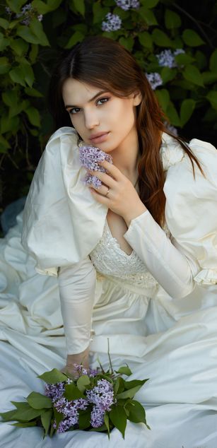 Model - MaryLune striptease