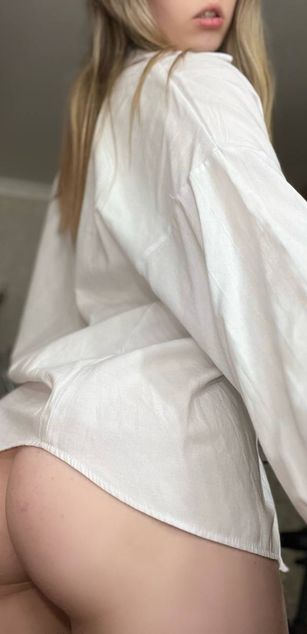 Model - Lana deepthroat