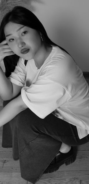 Model - MelissaJerome legs