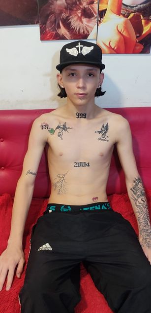 Model - NICK VILLI young