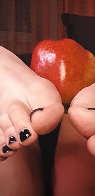 Model - AnnaLu heels