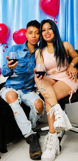 Model - allie_and_noah blowjob