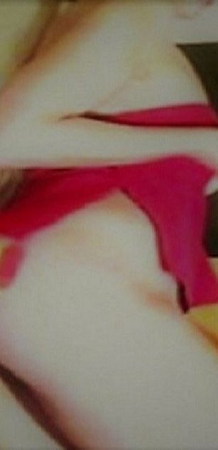 Model - whisky pussy