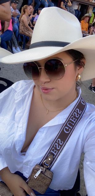 Model - hanna_martin blowjob