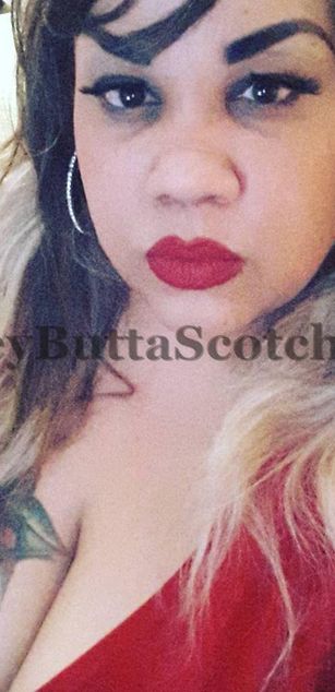 Model - HoneyButtaScotch latina