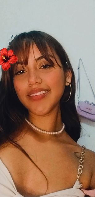 Model - Tania amigable