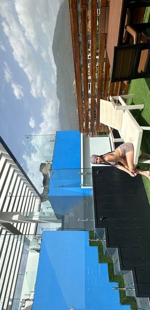 Model - Veronica Hot blowjob