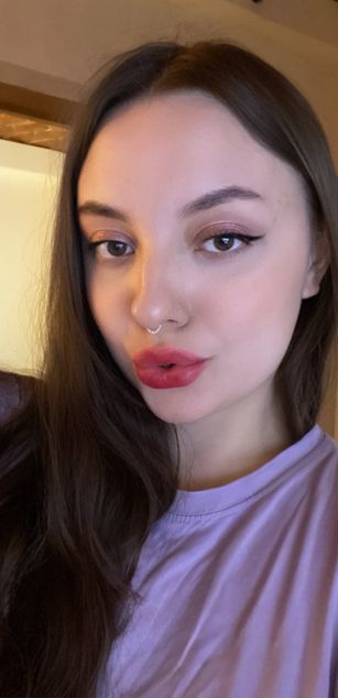 Model - Charlotta Apple ass