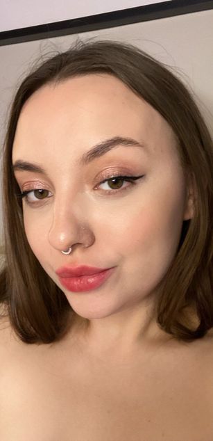 Model - Charlotta Apple ass