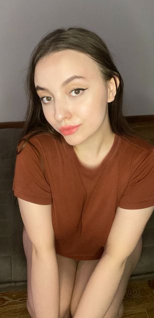 Model - Charlotta Apple ass