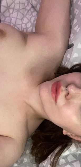 Model - Charlotta Apple ass