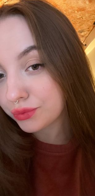 Model - Charlotta Apple ass