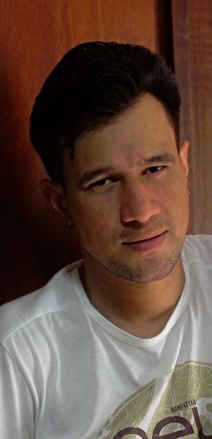 Model - axel navas smallcock