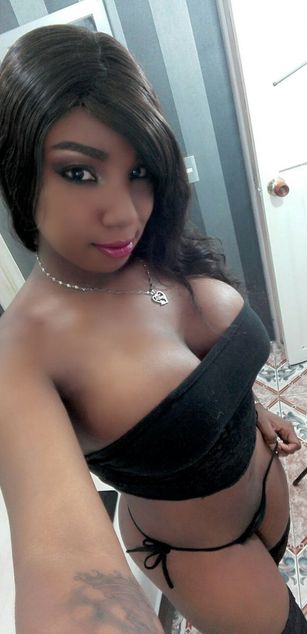 Model - BritneyHotass dirty