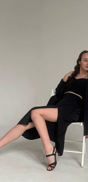 Model - DonnaEvans feet