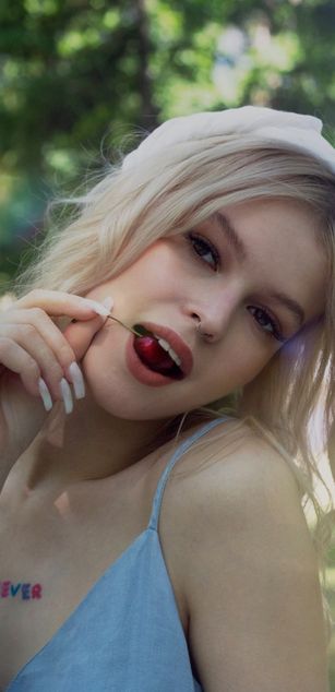 Model - LisaCherry dirtytalk