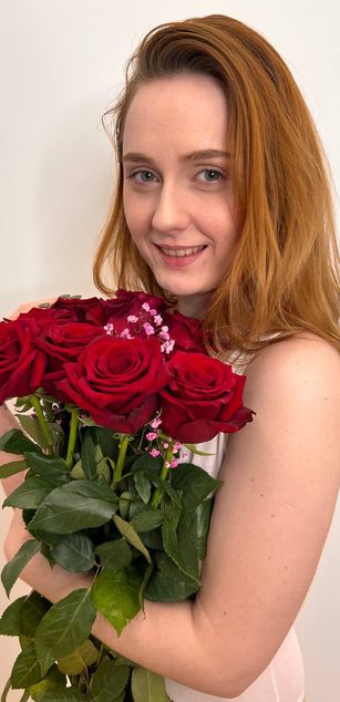 Model - Olivia Keat legs