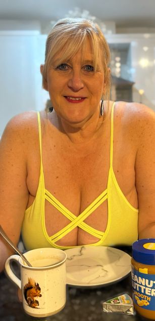 Model - Catherinecan fetish