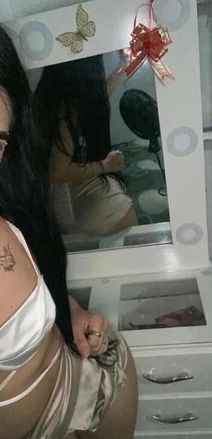 Model - CATALINA SANTANA dildo