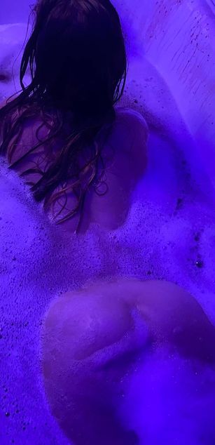 Model - Erika Brian blowjob